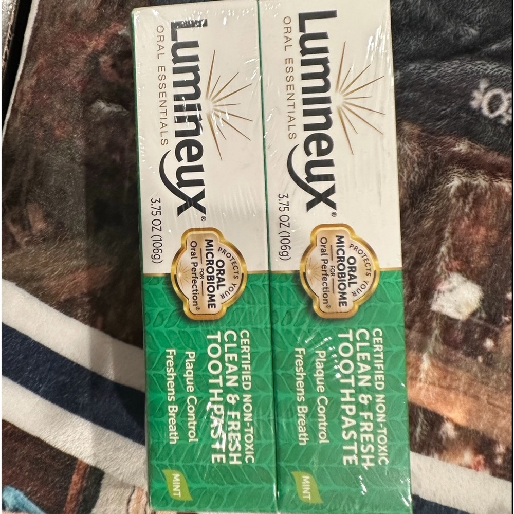Lumineux Toothpaste 🪥🦷